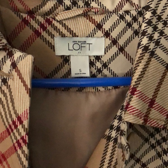 Ann Taylor Loft coat with matching purse - Picture 2 of 4